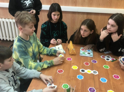 Искра, 8-10 Апреля 