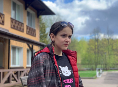 Искра, 13–15 Мая